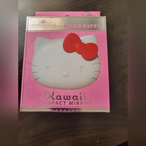 Hello Kitty Impressions Compact